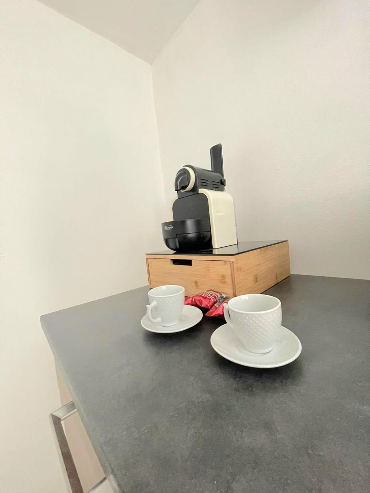 May'S Apartment 卡塔尼亚 外观 照片